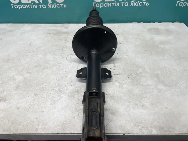 Стійка передня 543029903R RENAULT