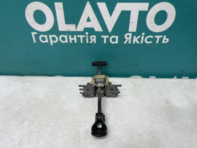 Обмежувач відкриття дверей, передній 804308139R RENAULT