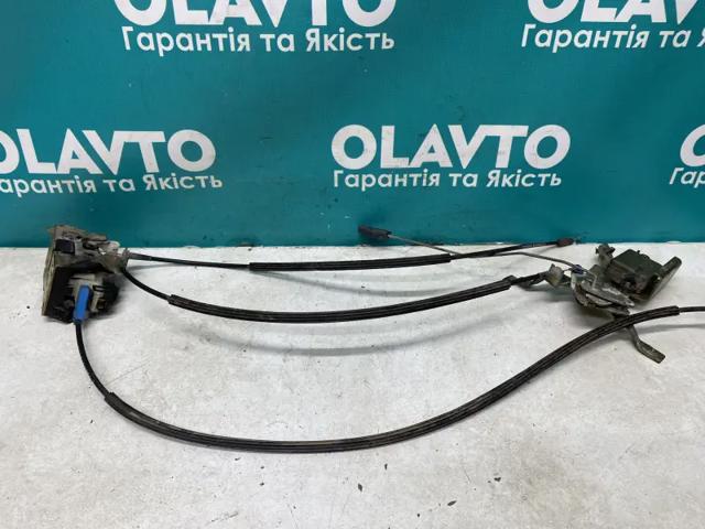 Замок дверей бічних (зсувної) внутрішній 8200051735 RENAULT