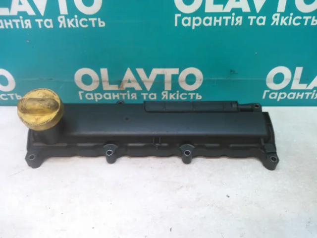Кришка клапанна 8200117386 RENAULT