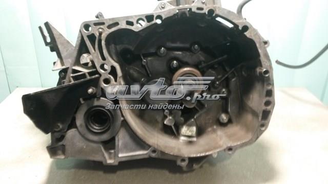 Коробка швидкостей механіка 8200133311 RENAULT