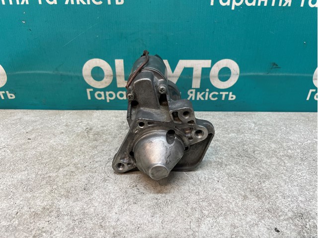Стартер автомобільний 8200285128 RENAULT
