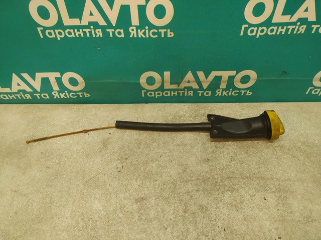 Щуп-індикатор рівня масла в двигуні 8200355346 RENAULT