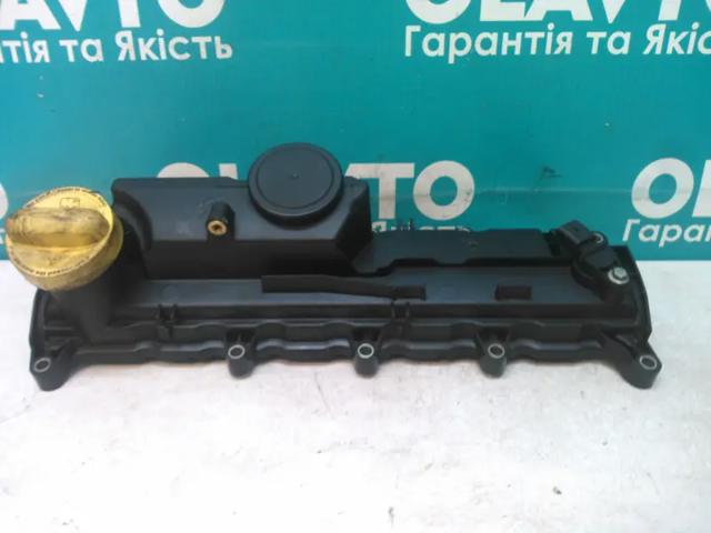 Кришка двигуна 8200433603 RENAULT