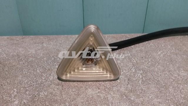 Повторювач повороту в крило 8200439492 RENAULT