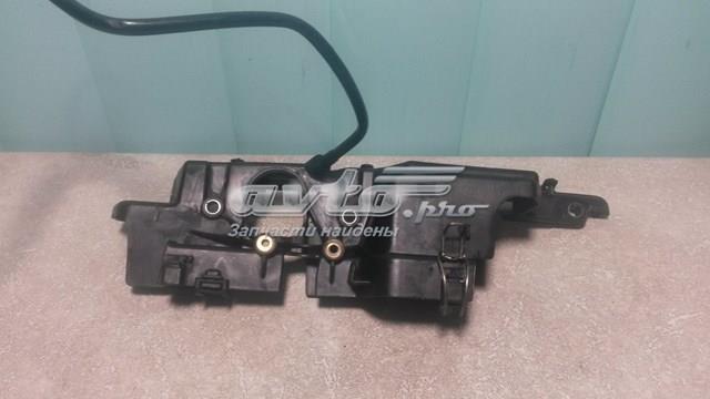 Кришка двигуна декоративна 8200468152 RENAULT