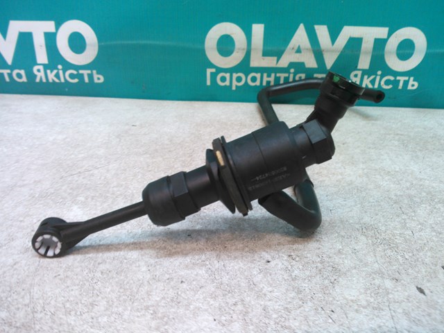 Циліндр зчеплення, головний 8200523798 RENAULT