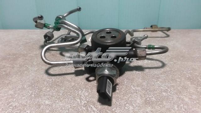 Розподільник палива 8200584034 RENAULT