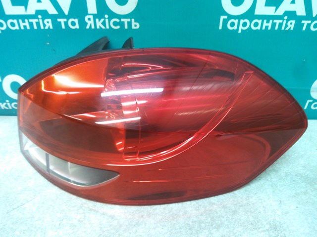 Задній правий стоп 8200586844 RENAULT
