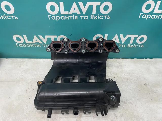 Колектор впускний 8200633248 RENAULT