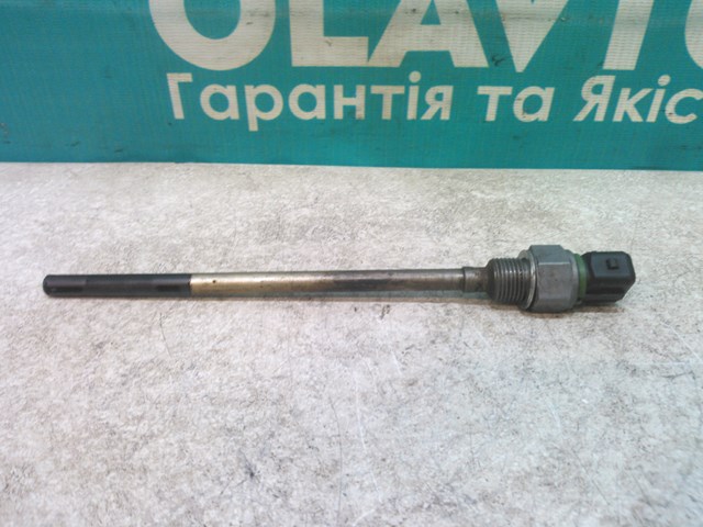 Датчик рівня масла двигуна 8200670528 RENAULT
