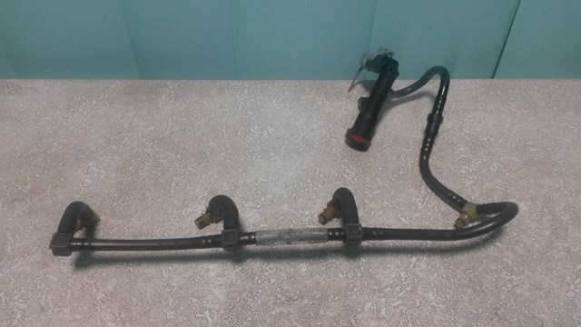 Трубка паливна, зворотня від форсунок 8200677088 RENAULT