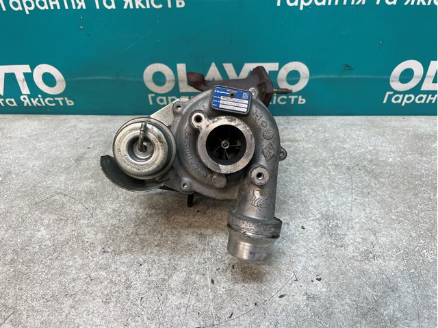Турбокомпресор 8200728090 RENAULT