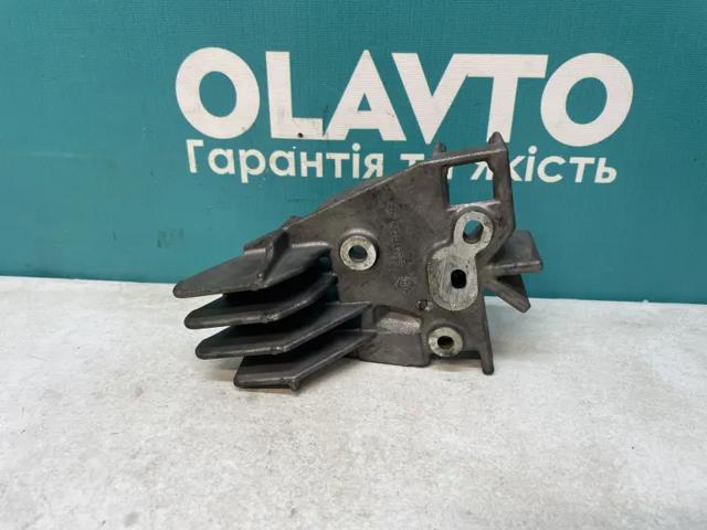 Форсунка дизельна в зборі, розпилювач + тримач 8200766475 RENAULT