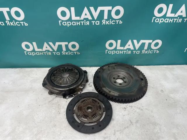 Комплект зчеплення (3 частини) 826577 VALEO