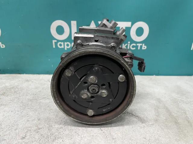 Компресор системи кондиціювання 8FK351006091 HELLA