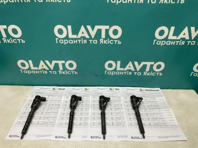 Форсунка інжектора 93195389 OPEL