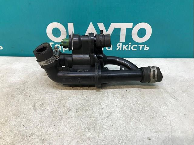 Корпус термостата в зборі 9M5Q8A586DA FORD