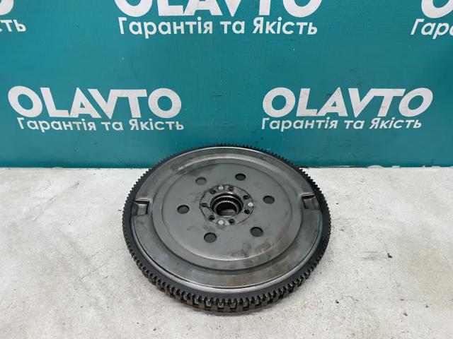 Маховик зчеплення A6080300100 MERCEDES