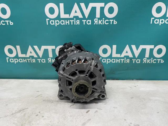 Авто генератор IST60C028 VALEO