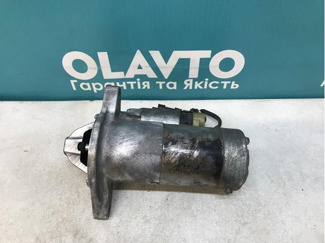 Стартер двигуна R2AA18400A MAZDA
