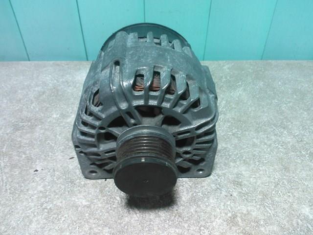 Авто генератор TG15C146 VALEO