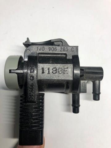 Клапан регулювання тиску оригінальний новий (цену уточняйте) 1111361