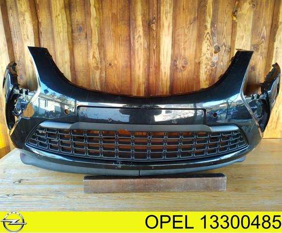 Бампер передній 13300485 OPEL