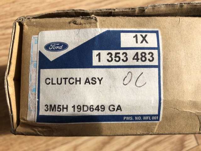 Компресор кондиціонера 1353483 FORD