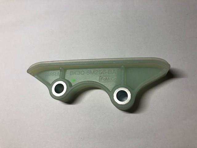 Заспокоювач ланцюга ГРМ, верхній 1704070 FORD