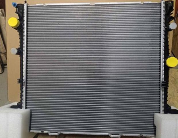 Розширювальний бачок охолодження 20X4083 POLCAR