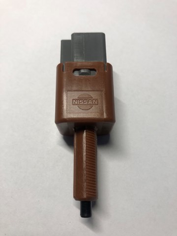 Лягушка стоп-сигналу 25320JN00A NISSAN
