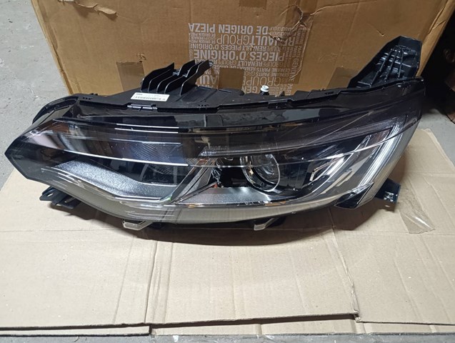 Фара основна ліва 260604601R RENAULT