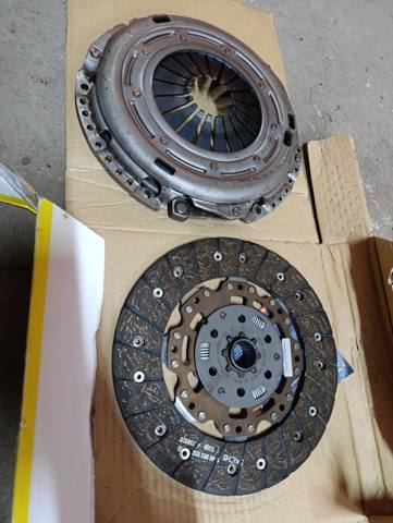 Комплект зчеплення  3000970004 SACHS