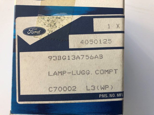 Плафон підсвітки багажного відсіку 4050125 FORD