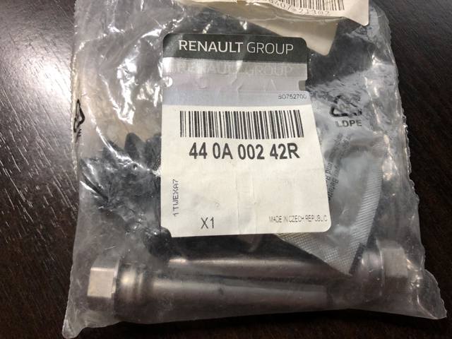 Ремкомплект заднього гальмівного супорта 440A00242R RENAULT
