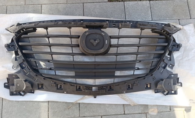 Решітка радіатора 45C3052 POLCAR