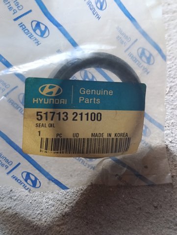Сальник передньої маточини 5171321100 HYUNDAI