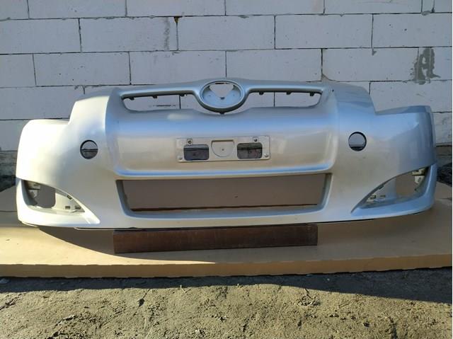 Бампер задній 5215902680 TOYOTA