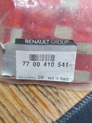 Запобіжники (електричних ланцюгів) 7700410541 RENAULT