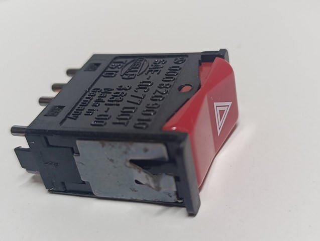 Кнопка аварійної сигналізації A0008209010 MERCEDES