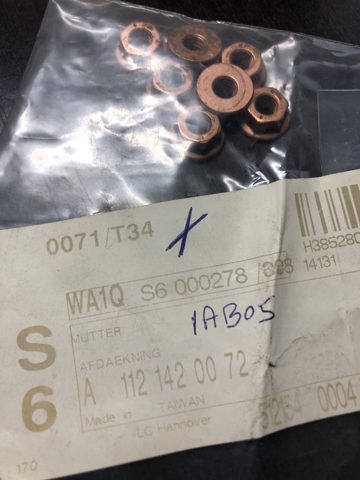 Гайка випускного колектора A1121420072 MERCEDES
