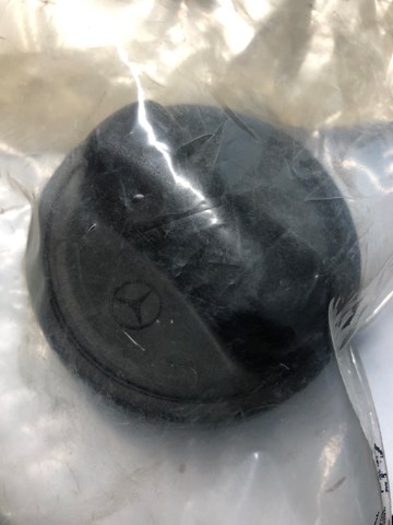 Кришка / пробка бензобака Mercedes E