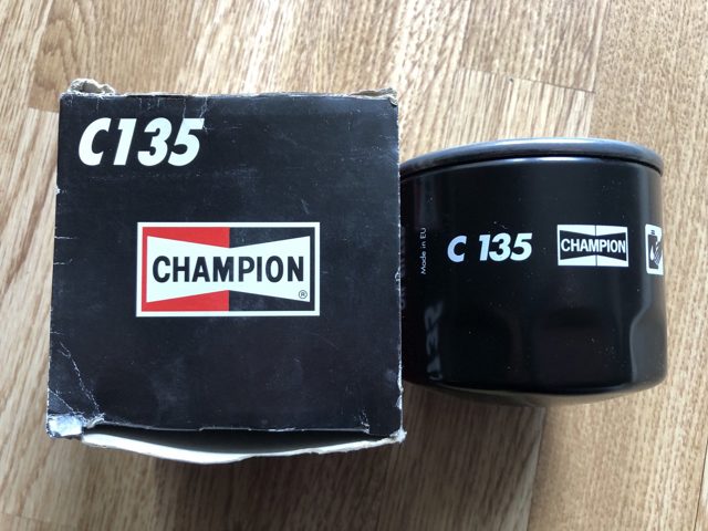 Фільтр масляний грубої очистки (повнопотоковий ф.) C135 CHAMPION