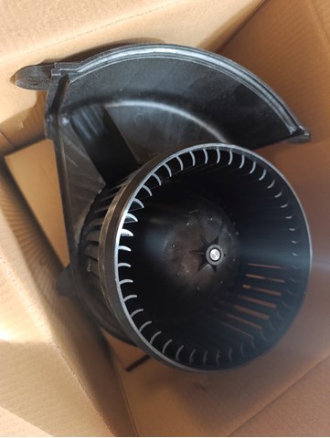 Моторчик пічки FP56W402 FPS