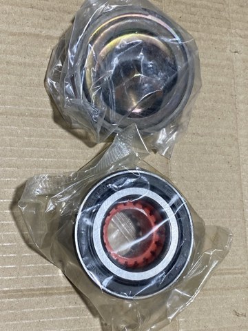 Комплект підшипник маточини передньої GB10840S02 SNR
