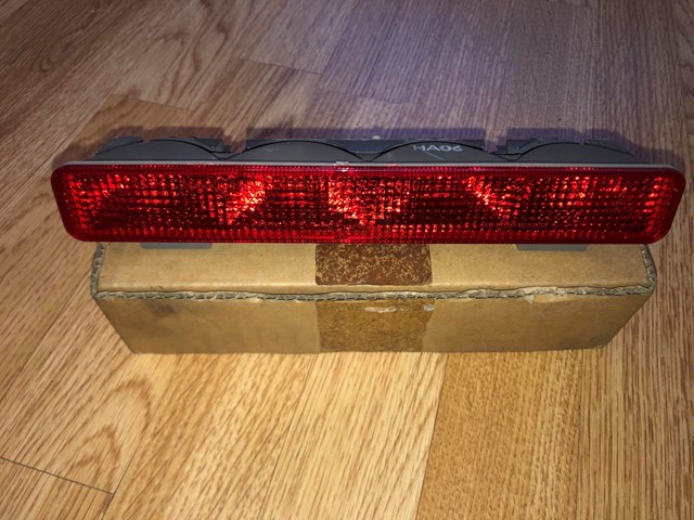 Додатковий стоп-сигнал MB623350 MITSUBISHI
