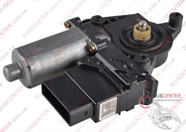 Двигун стеклопод'емника двері задньої, правої 0130821696 BOSCH