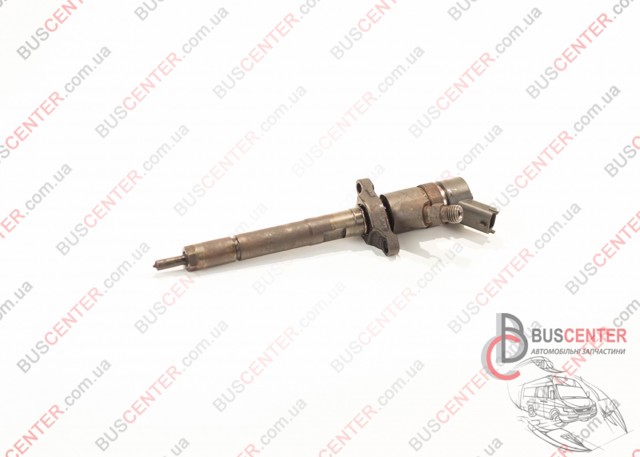 Форсунка паливна 0445110136 BOSCH