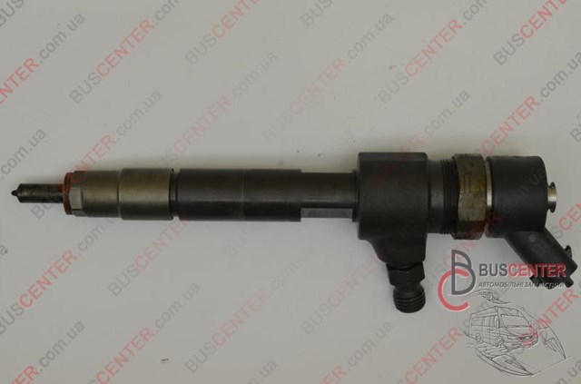 Форсунка дизельна в зборі, розпилювач + тримач 0445110276 BOSCH
